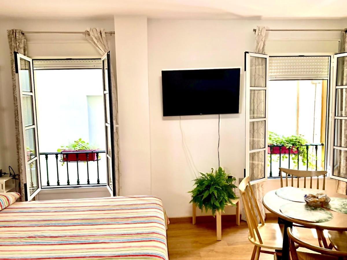 Anas Apartment Centro Historico มาลากา ภายนอก รูปภาพ