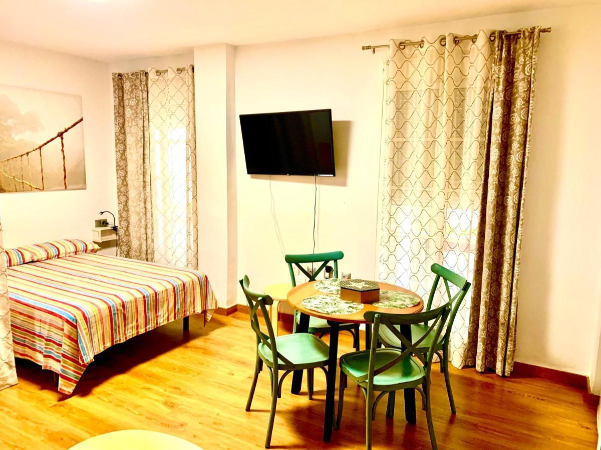 Anas Apartment Centro Historico มาลากา ภายนอก รูปภาพ