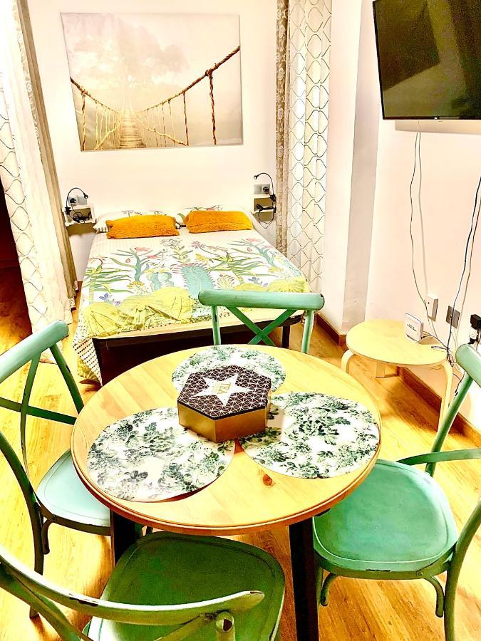 Anas Apartment Centro Historico มาลากา ภายนอก รูปภาพ
